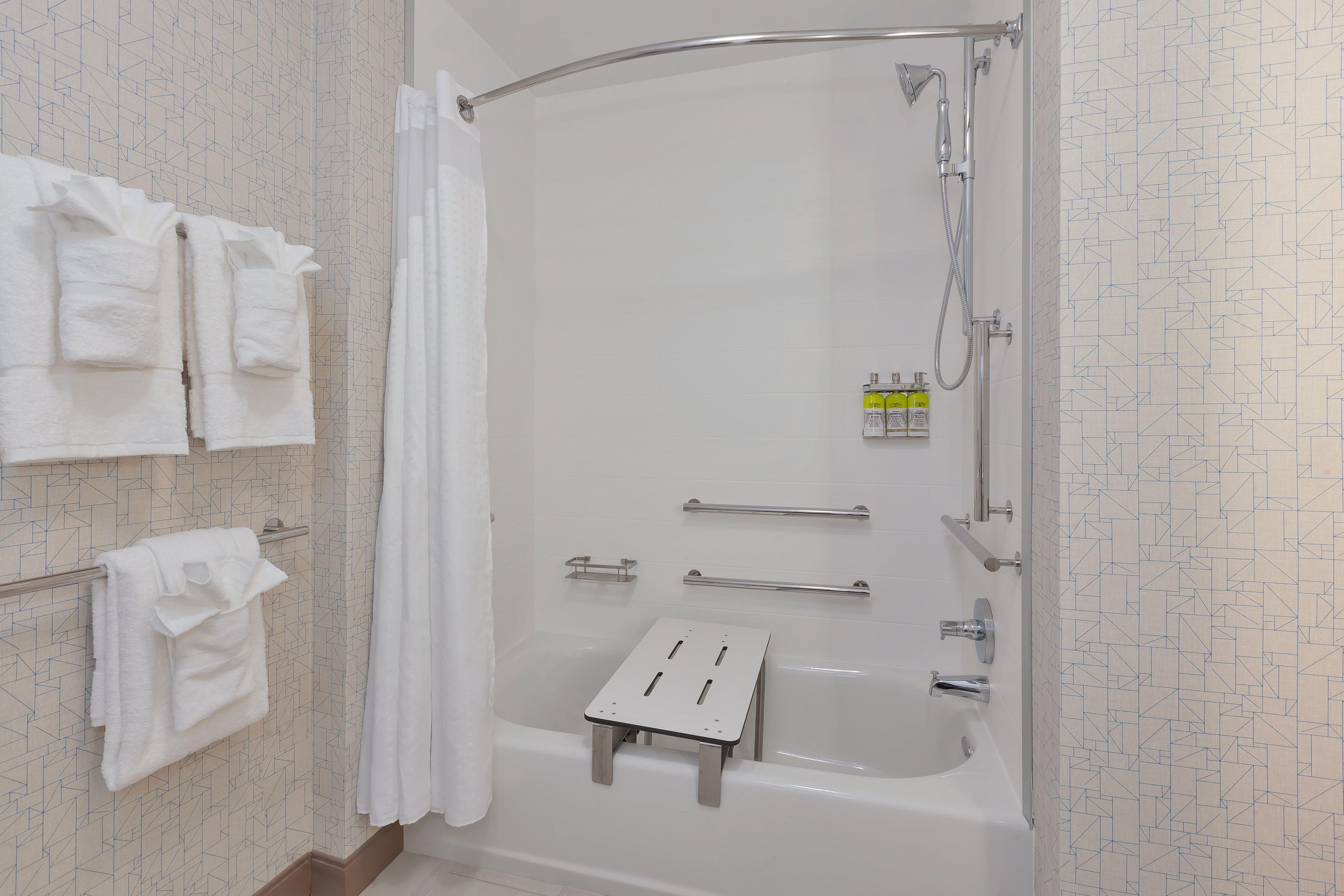Holiday Inn Express & Suites - Grand Rapids Airport - South By Ihg Экстерьер фото