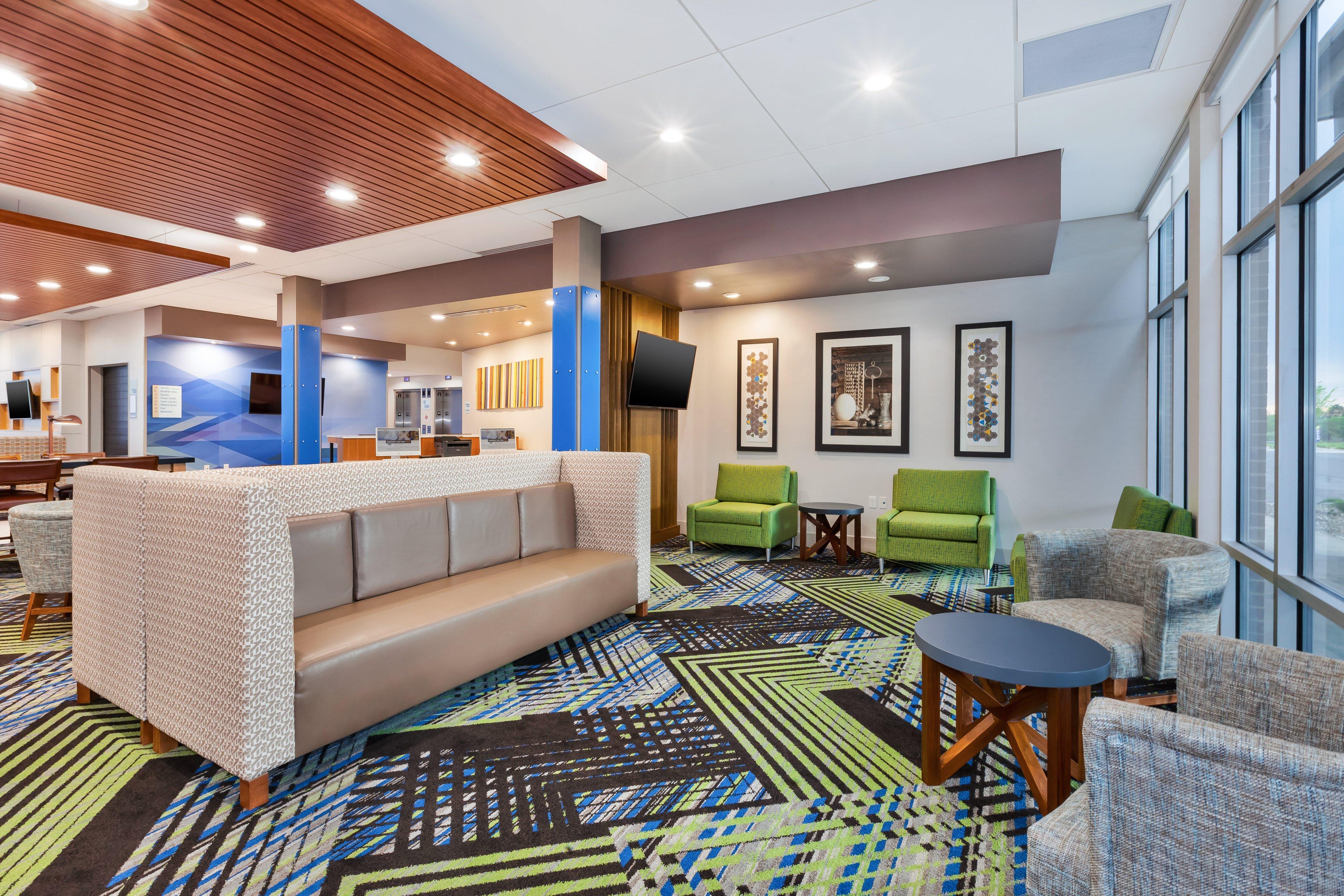 Holiday Inn Express & Suites - Grand Rapids Airport - South By Ihg Экстерьер фото