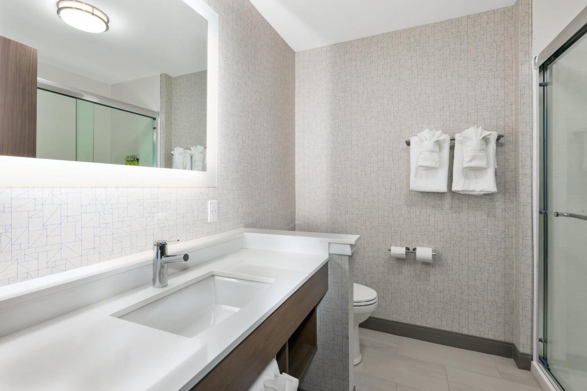 Holiday Inn Express & Suites - Grand Rapids Airport - South By Ihg Экстерьер фото
