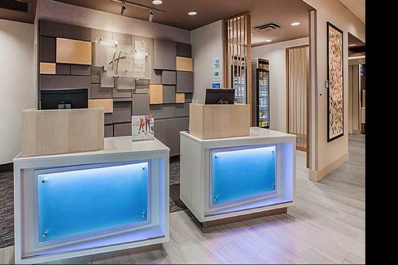 Holiday Inn Express & Suites - Grand Rapids Airport - South By Ihg Экстерьер фото